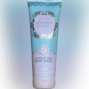 Bath and Body Works Moisturizing Body Wash - Blue and Pink